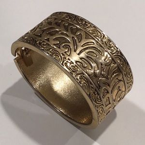 ⚠️3 for 30!! Costume Jewelry Cuff Bracelet